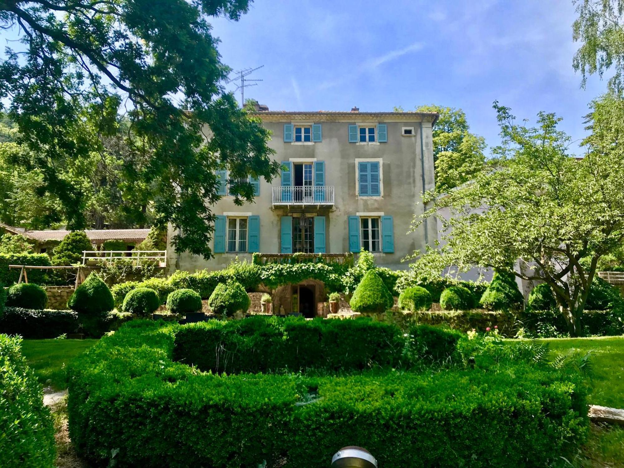 Domaine La Gentilhommiere Hotel Satillieu Exterior photo